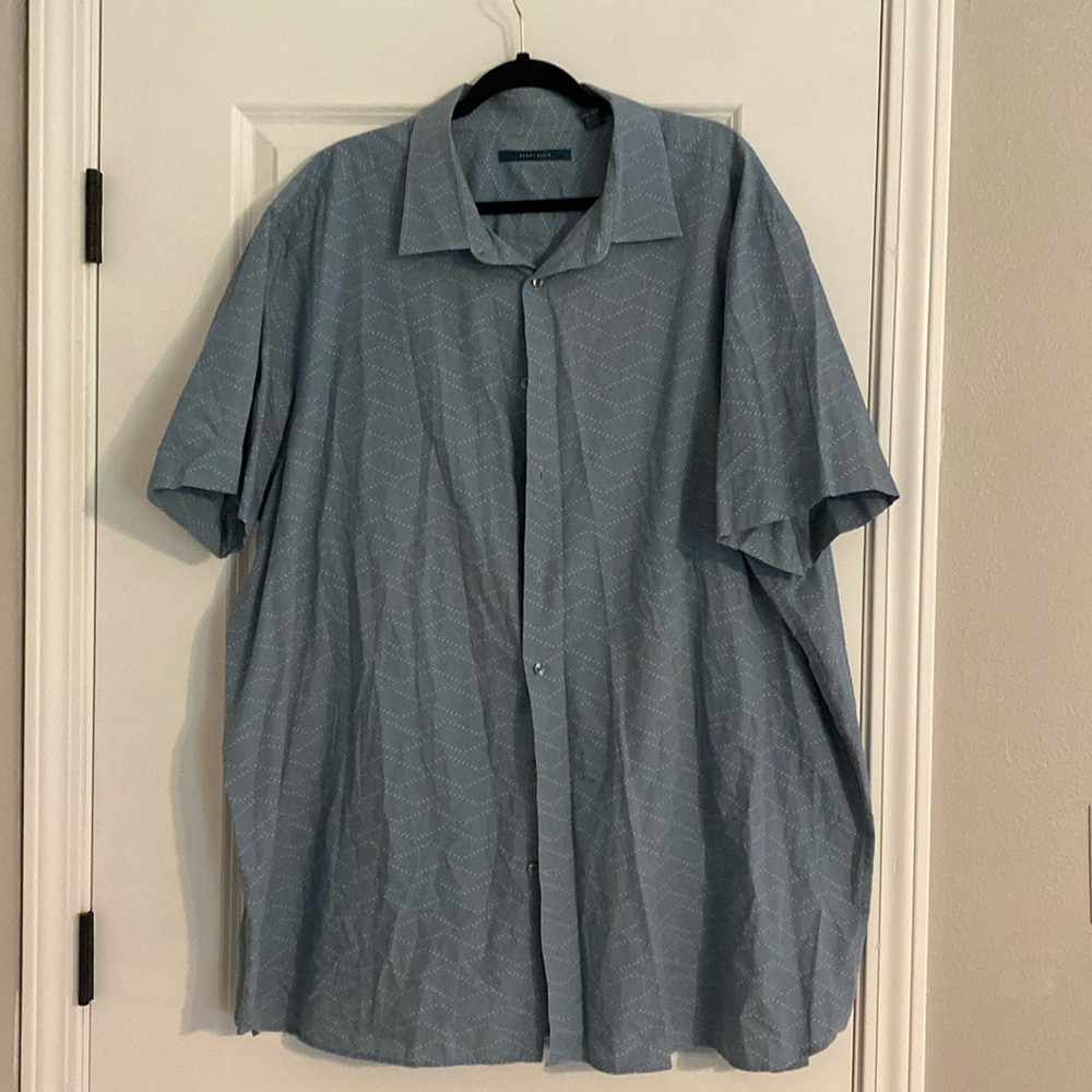 Men’s Perry Ellis Short Sleeve Shirt